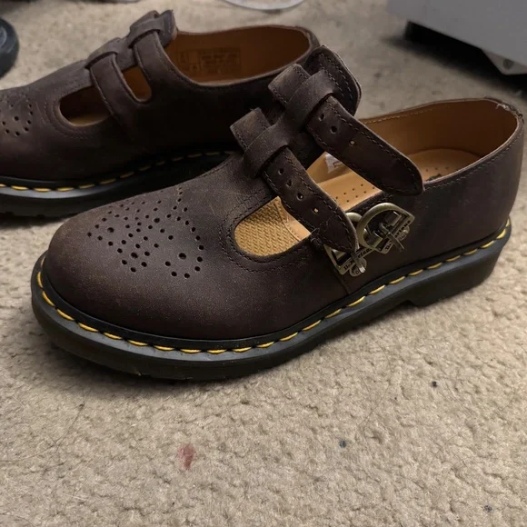 Dr Marten Crazy Horse 8065 - Picture 2 of 3